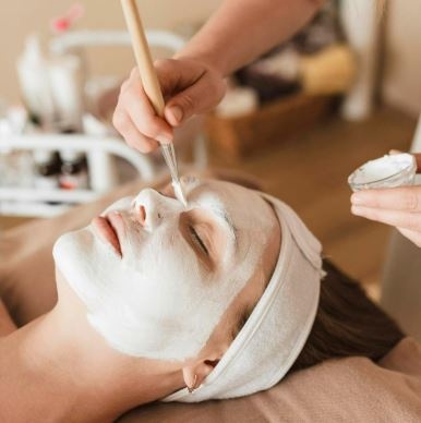 Certificate in Self Facial